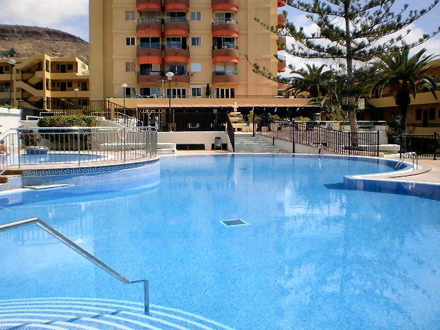 cheap apartment Torres del Sol tenerife